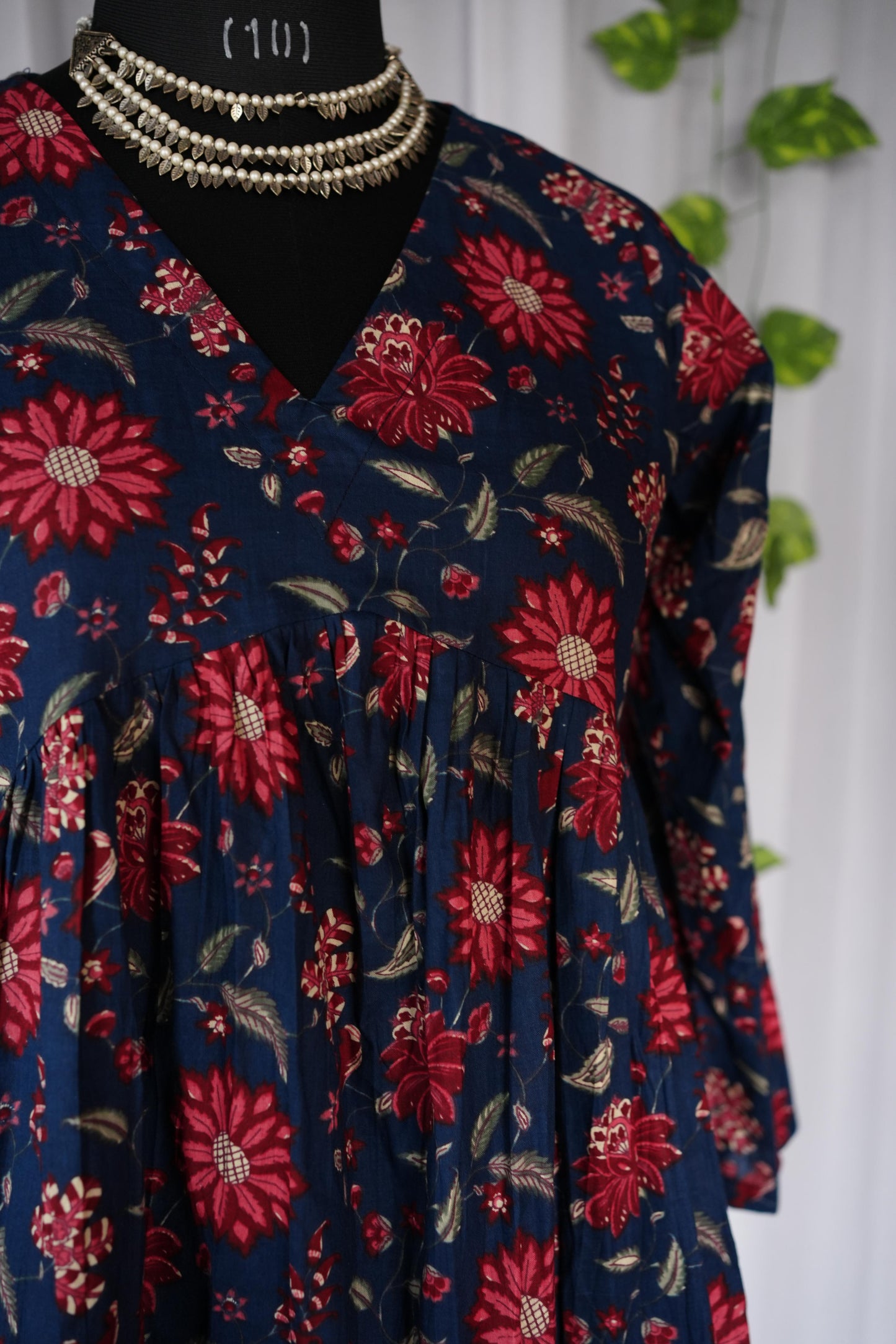 Mala Crimson Viel top