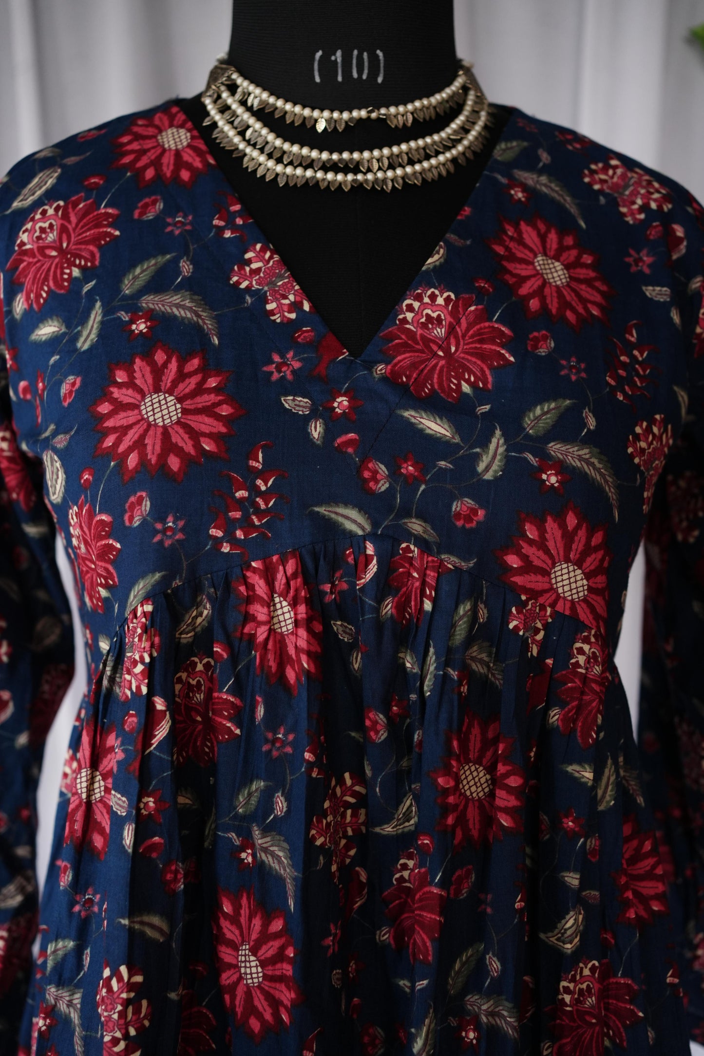 Mala Crimson Viel top